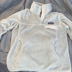 grey xs Patagonia pullover